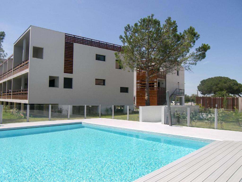 Vert Paradis - Vue Apaisante Sur Golf, Pins Parasols, 2E Etage - 80 M2 Dont Terrasse Avec Pergola, 2 Chambres, 3Et Iles, 3 Clim, Wifi - Piscine, Parking Et Park A Velos, Ascenseur - En Option Linge, Menage - Pistes Cyclables, Mer A Proximite サン・シプリアン エクステリア 写真